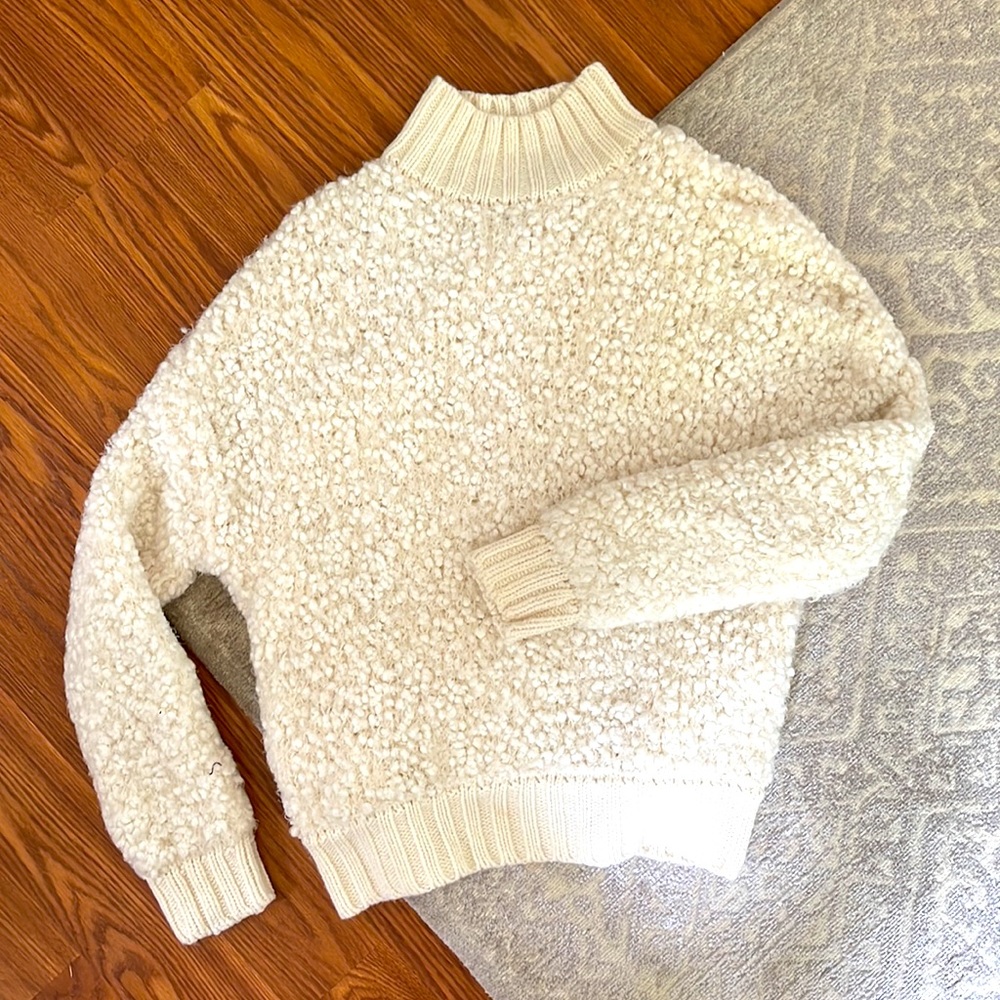 SUPER SOFT oversized turtleneck